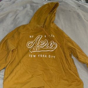Mustard Aeropostale cropped hoddie